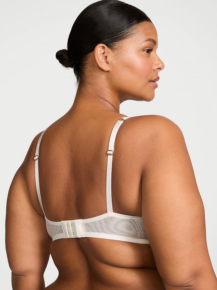 Victoria's Secret, Dream Angels Wildflower Embroidery Lightly Lined Demi Bra, White & Blue Wildflowers, onModelBack, 4 of 5 Leslie is 5'8" or 173cm and wears 36D or Large