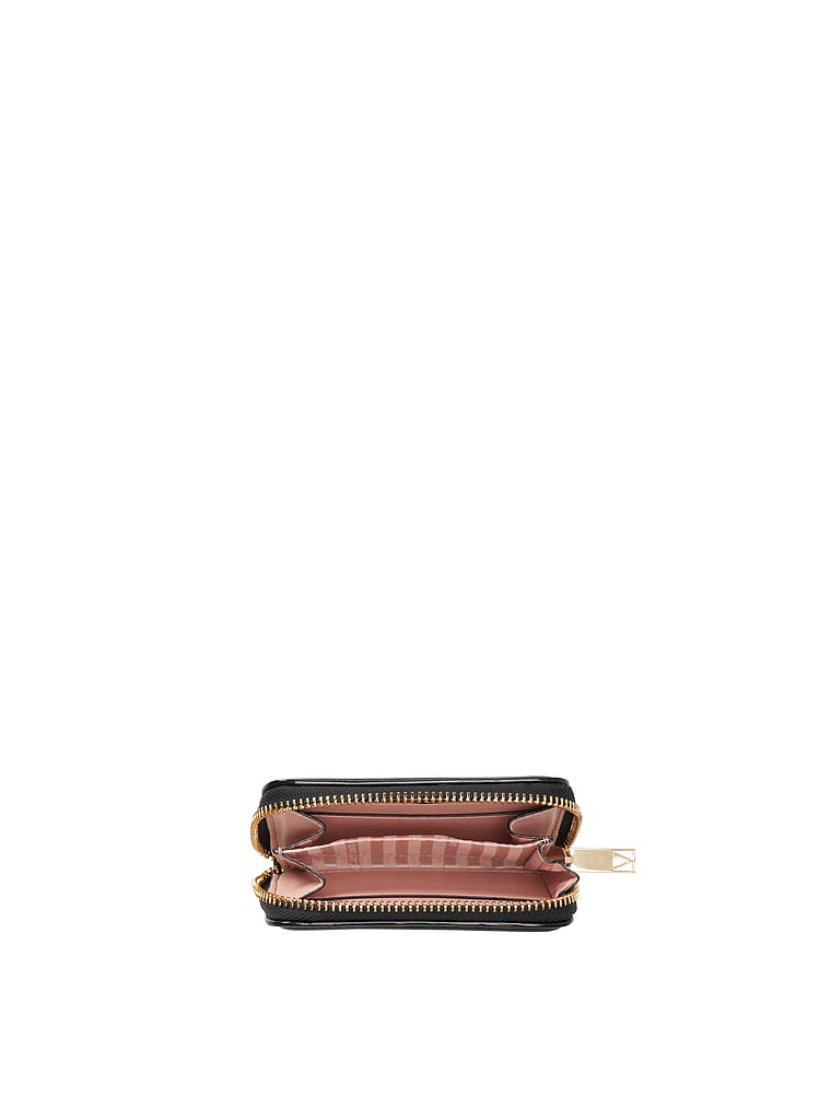 Vicky compact wallet in quilted patent leather