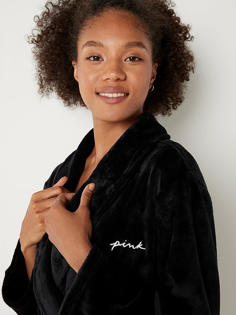 PINK Fluffy Robe, Pure Black W/ Logo Graphic, onModelSide, 3 of 4 Serguelen is 5'10" and wears Small