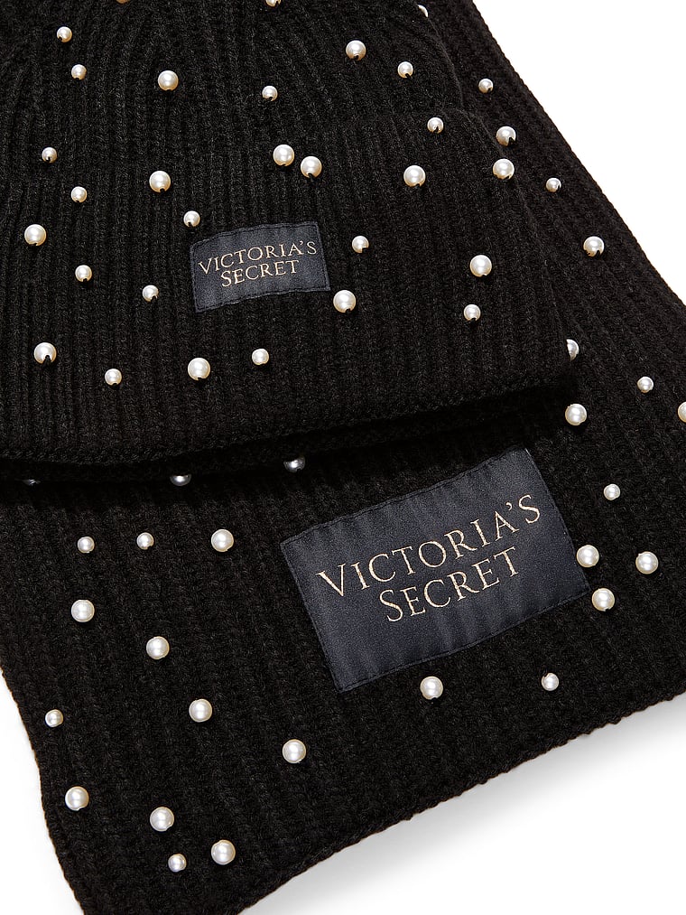 victoria secret hat and glove set