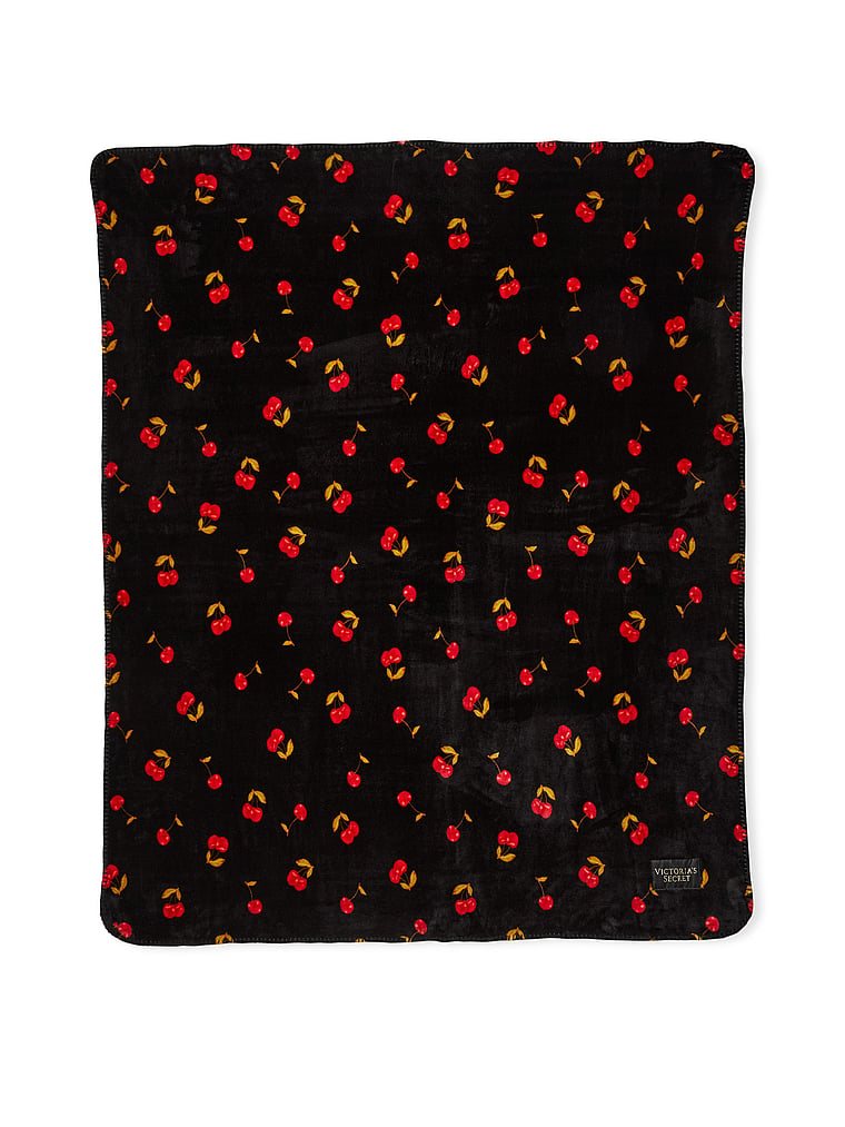 Buy Cozy Plush Fleece Heart Blanket Order Home online 1119569100