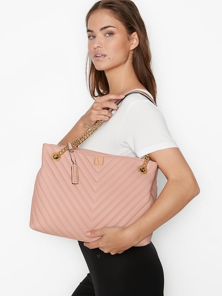 Victoria's Secret Pebbled Pink V-Quilt Small Shoulder Bag Chain Strap Purse