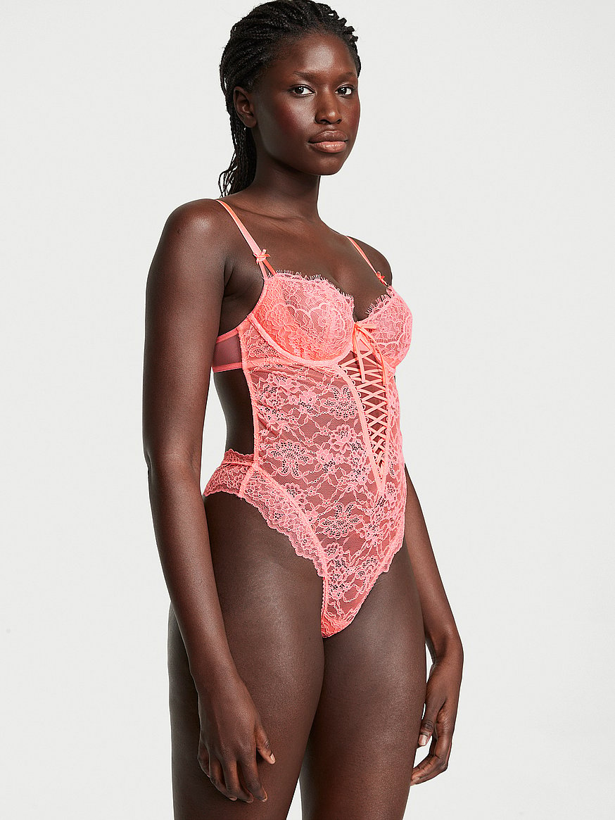 Lace Bodysuit in Pink