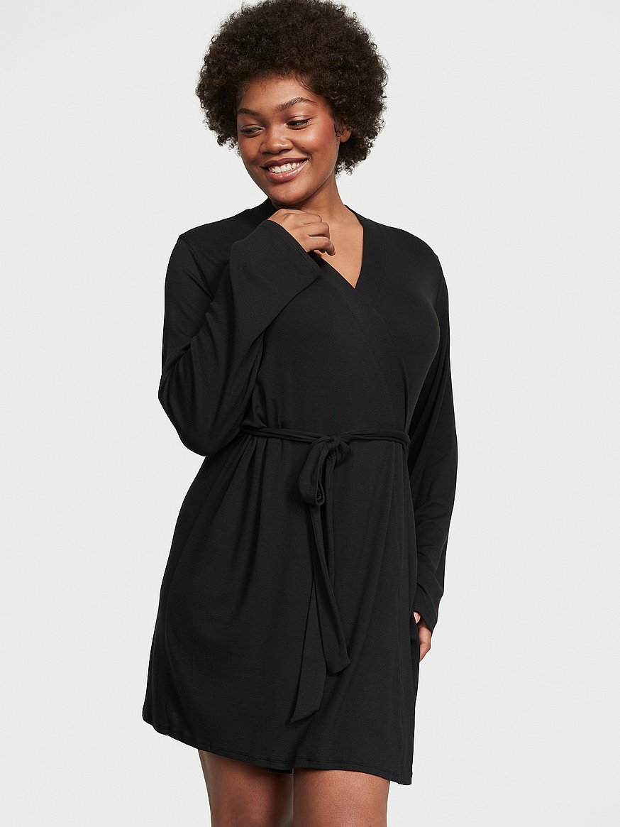 Victoria's Secret Black Polyester One Size Robe 🔲 - $17 - From