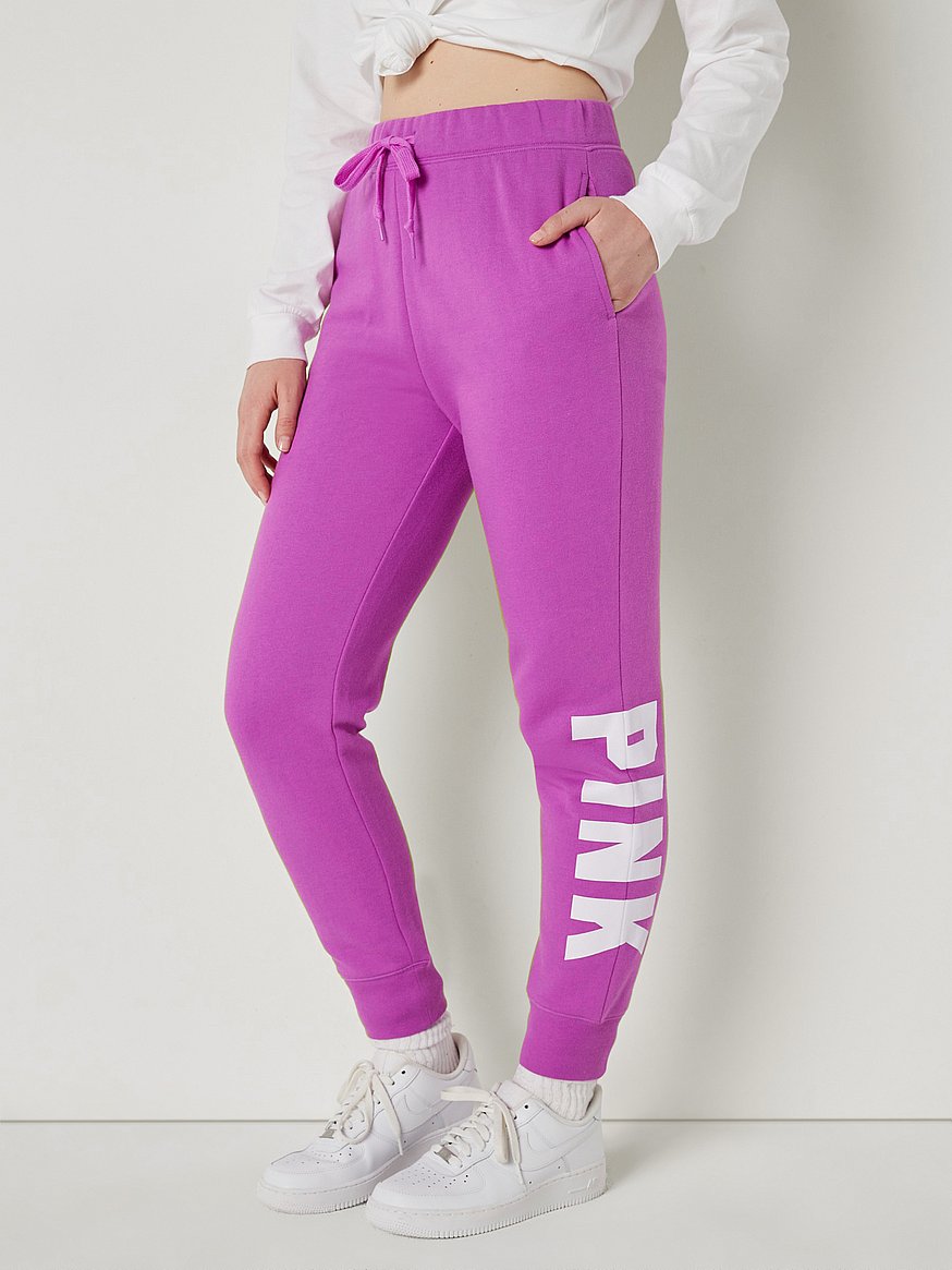 Buy - Order online 1121392900 - PINK US