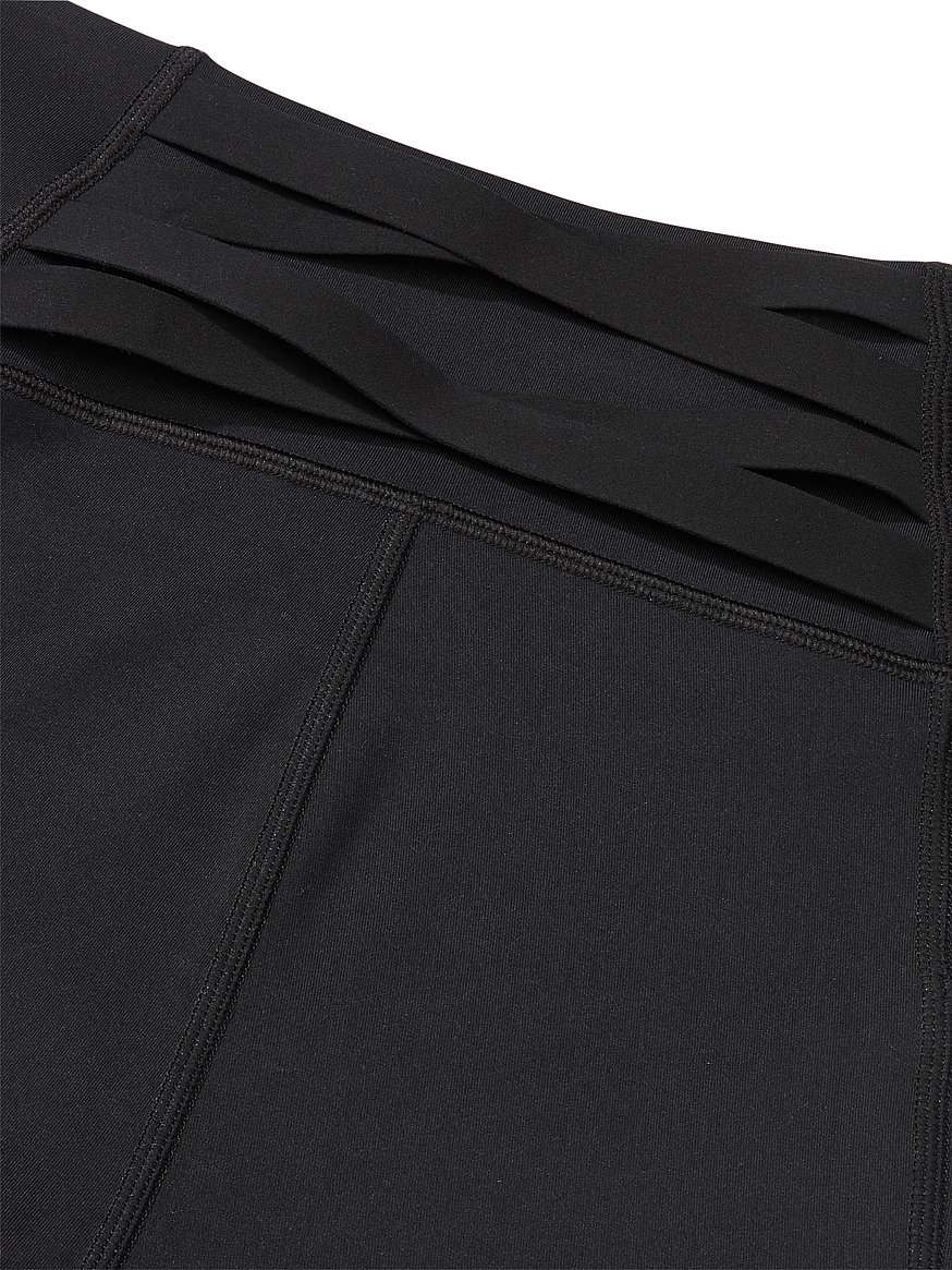 Victoria Secret on pointe flow cropped leggings, size L