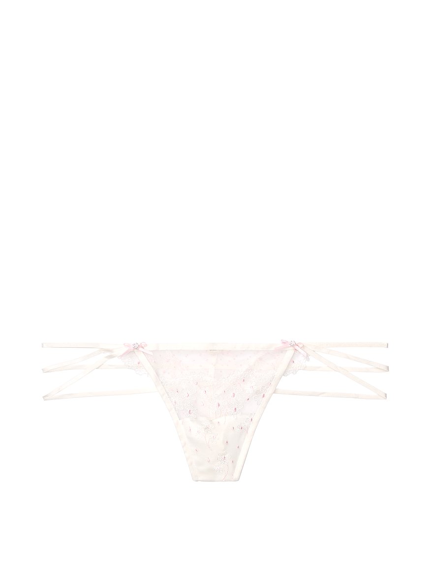 The delicate and sweet Evie Underwire Bra, Garter Belt, & Thong Panty  #FLLforVS #forloveandlemons