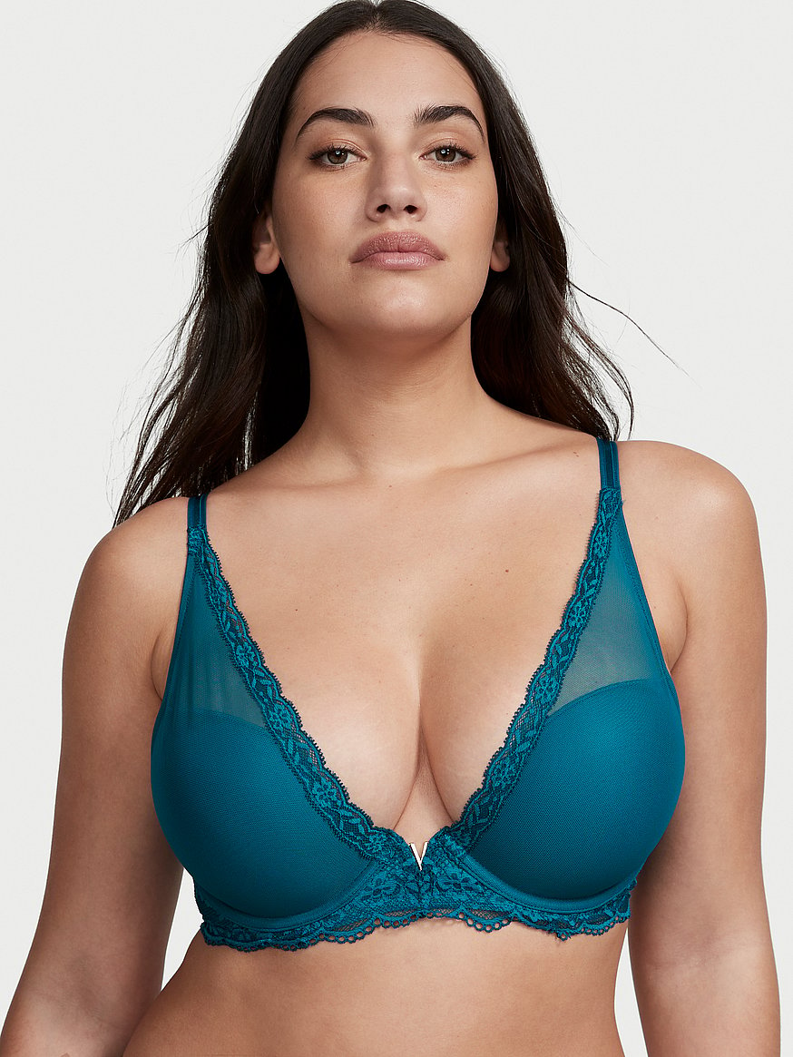 Victoria's Secret, Intimates & Sleepwear, Victorias Secret Lightly Lines  Plunge Lace Bra From The Love Cloud Collection