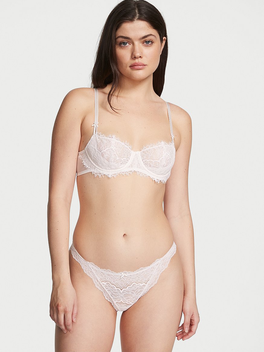 Scallop Trim Lace Bra And Thong Set - 3 Colours - Just $7