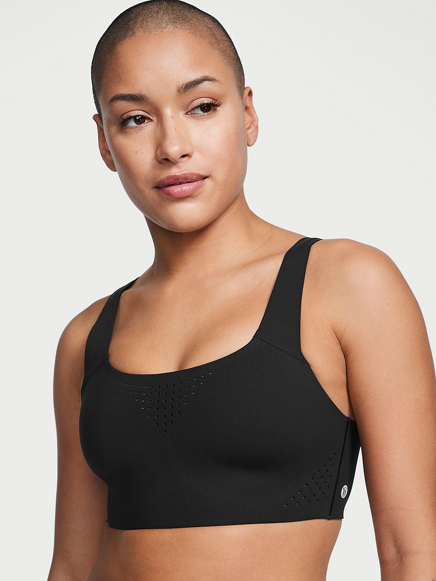 Victoria's Secret on X: Introducing The Featherweight Max Sports Bra 🖤   / X
