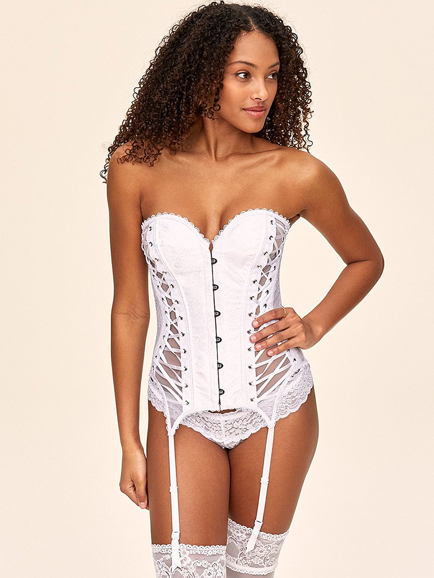 Take my money just wait for the corset tops #victoriassecret #corsetto