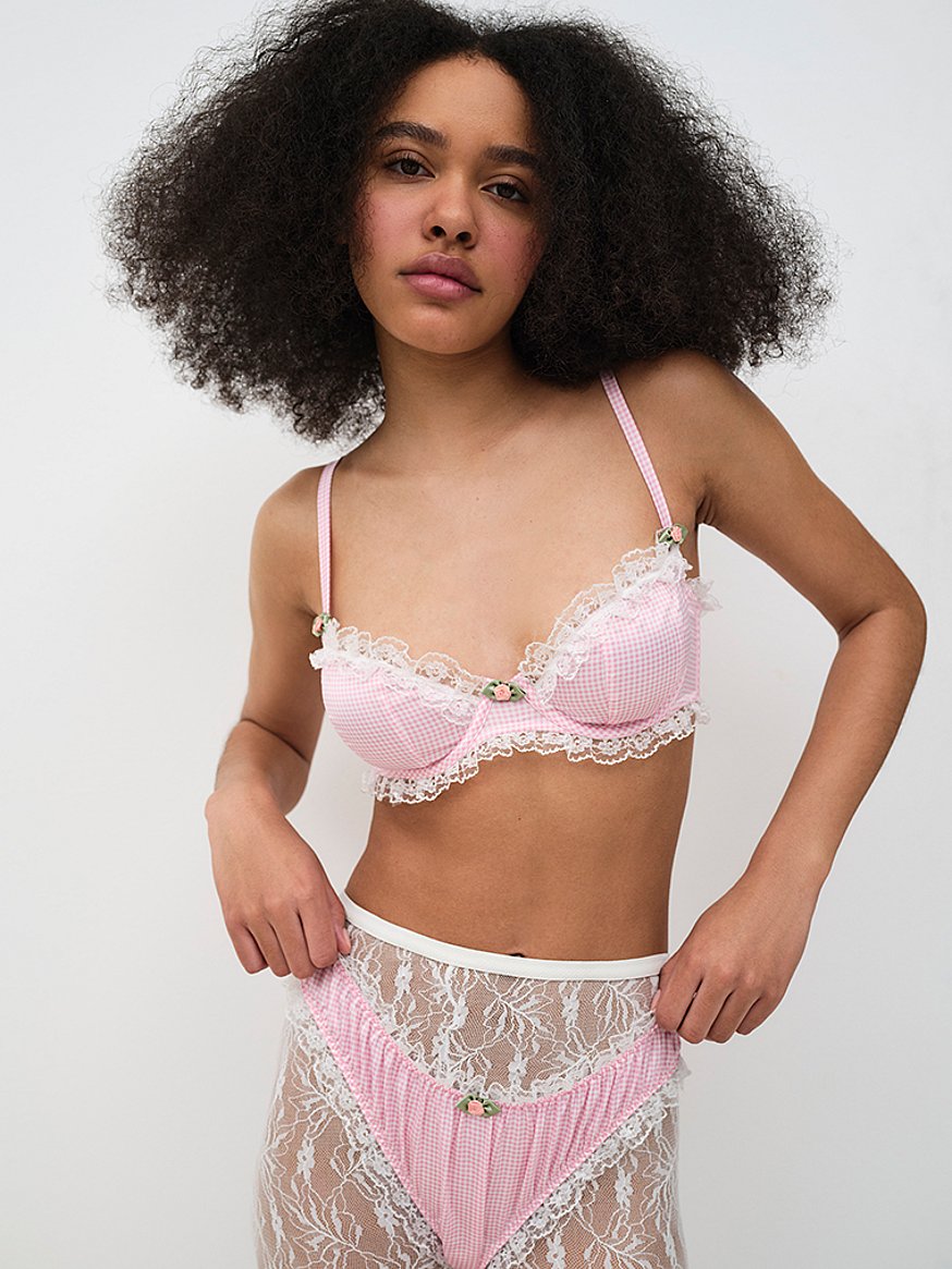 Loving & Pretty Silky pink lingerie set